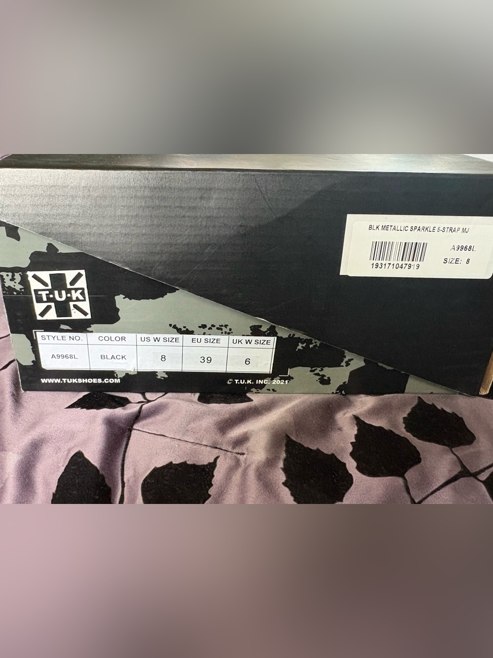 tuk Black Women’s Shoes (Size US 8)
